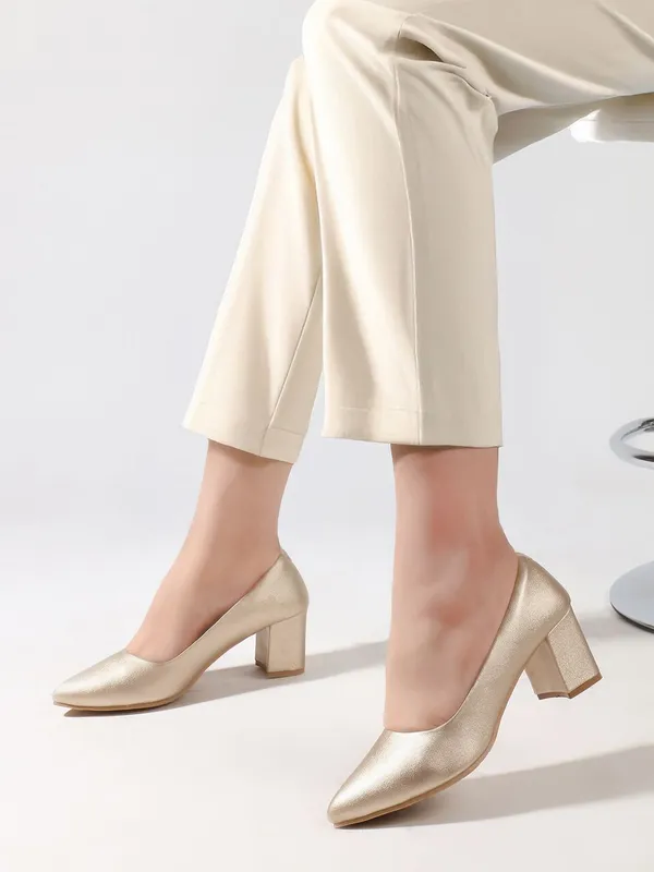 Gold_Synthetic_Leather_Heels_For_Women