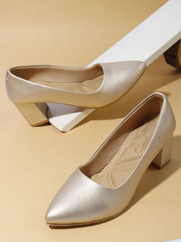 Gold_Synthetic_Leather_Heels_For_Women