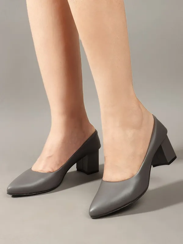 Grey_Synthetic_Leather_Heels_For_Women
