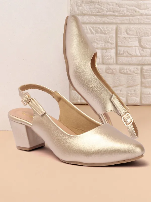 Gold_Synthetic_Leather_Heels_For_Women