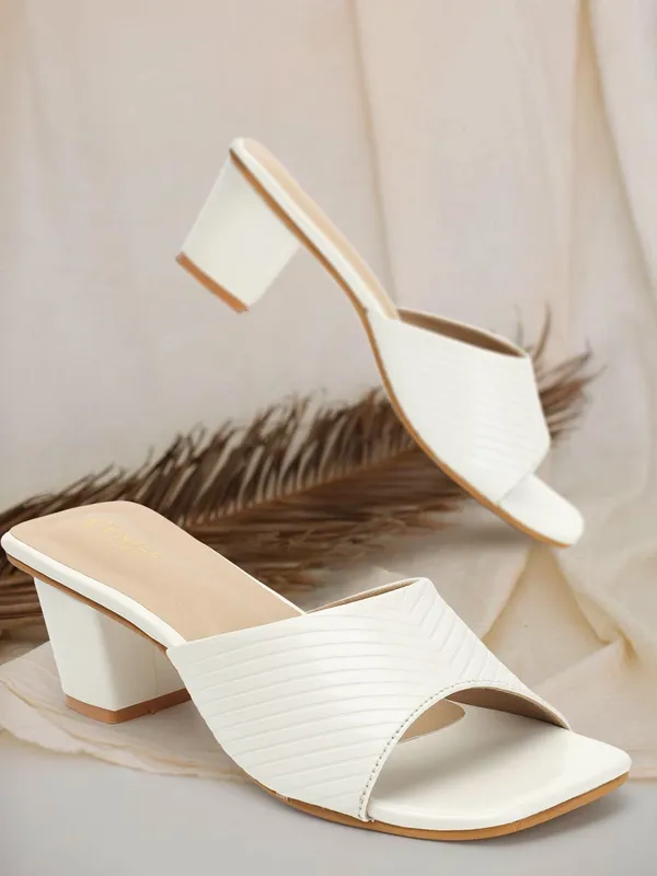 White_Synthetic_Leather_Heels_For_Women