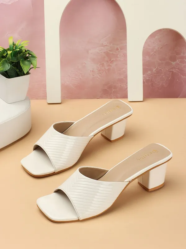 White_Synthetic_Leather_Heels_For_Women
