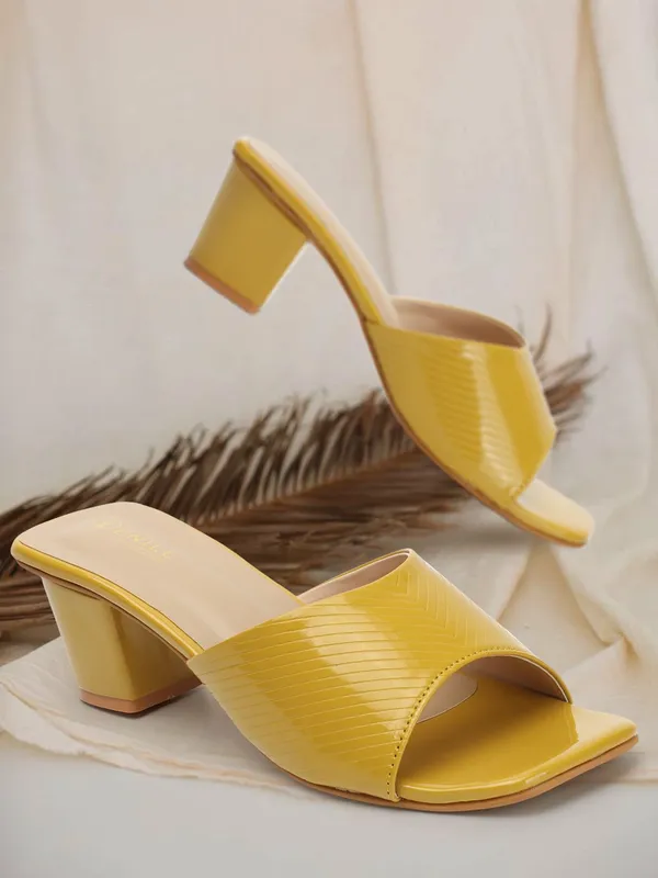 Yellow_Synthetic_Leather_Heels_For_Women