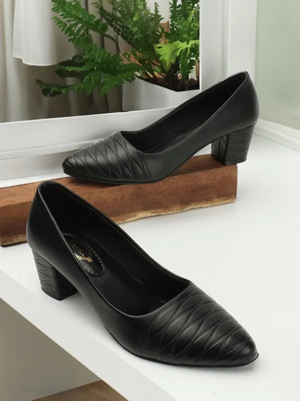 Black_Synthetic_Leather_Bellies_For_Women