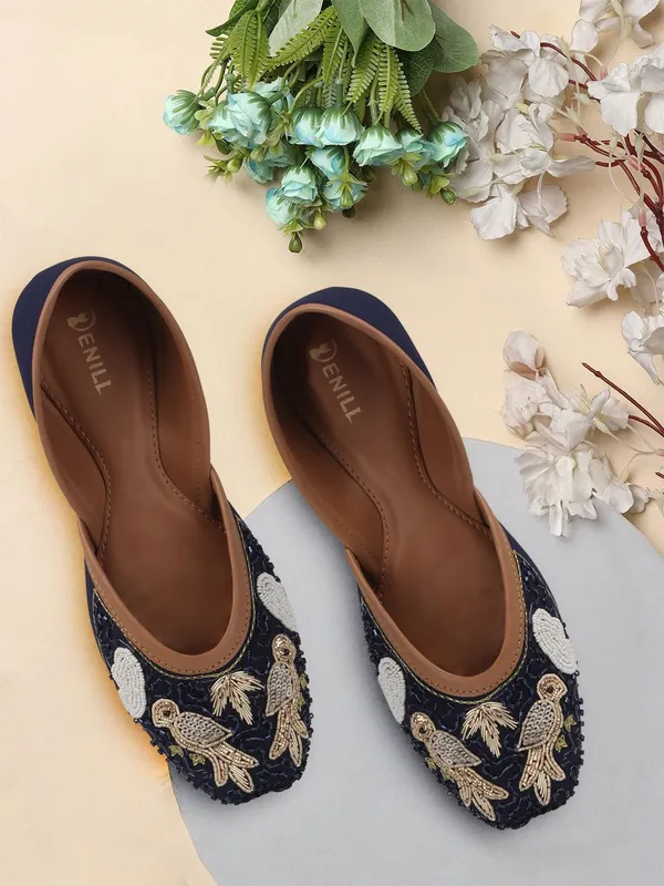 Blue_Synthetic_Leather_Bellies_For_Women