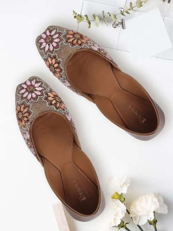 Antique_Synthetic_Leather_Party_Slip_On_Bellies_For_Women