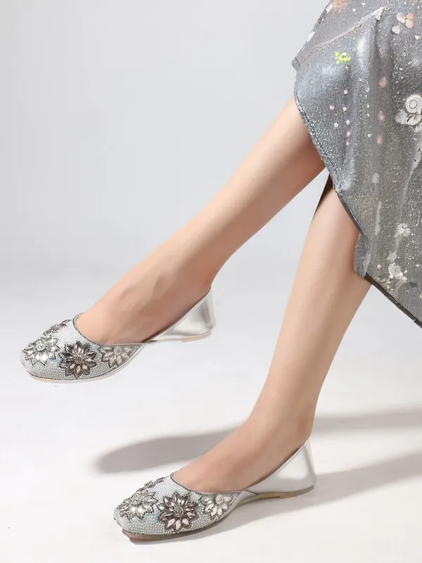 Silver_Synthetic_Leather_Bellies_For_Women