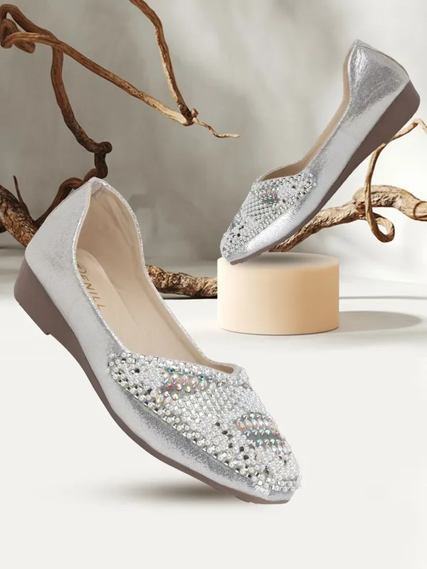 Silver_Synthetic_Leather_Bellies_For_Women