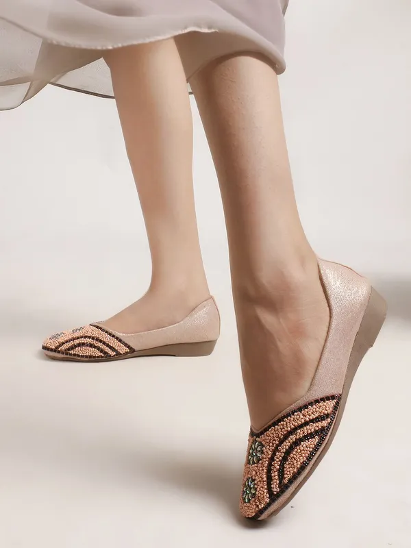 Pink_Synthetic_Leather_Bellies_For_Women
