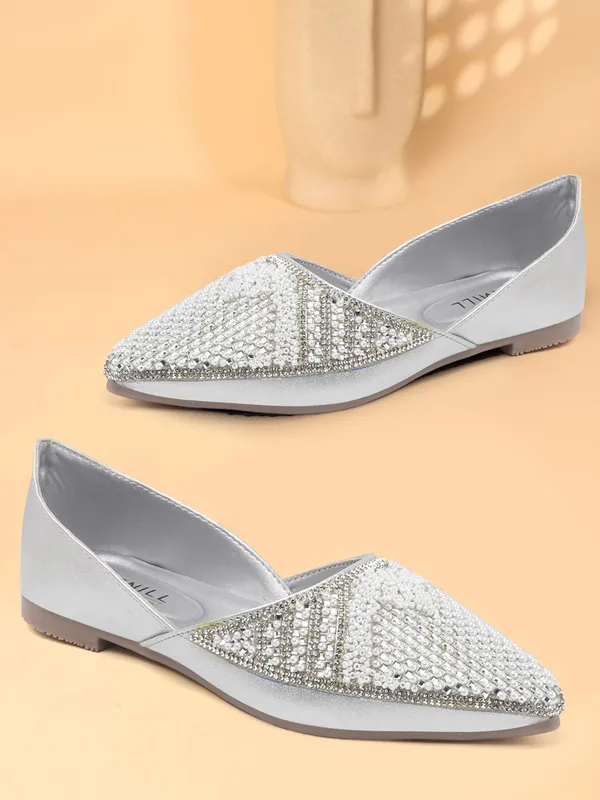 Silver_Synthetic_Leather_Bellies_For_Women