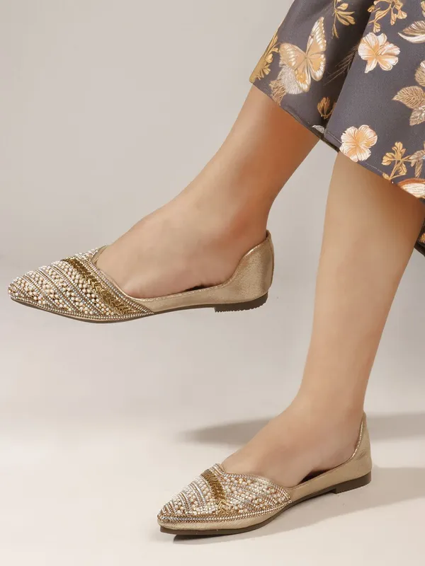 Gold_Synthetic_Leather_Party_Slip_On_Bellies_For_Women