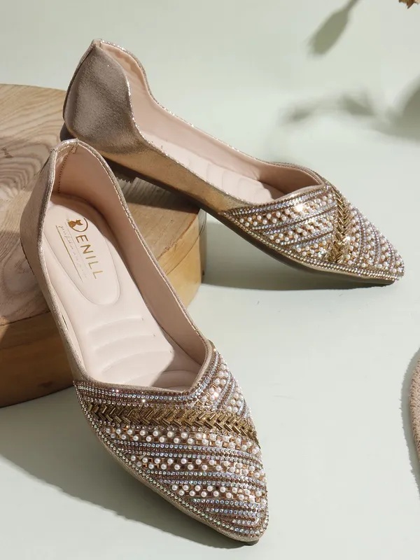 Gold_Synthetic_Leather_Party_Slip_On_Bellies_For_Women