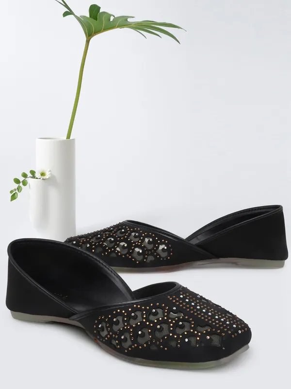 Black_Synthetic_Leather_Bellies_For_Women