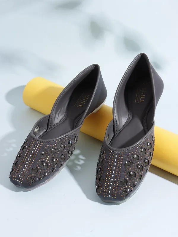 Grey_Synthetic_Leather_Bellies_For_Women