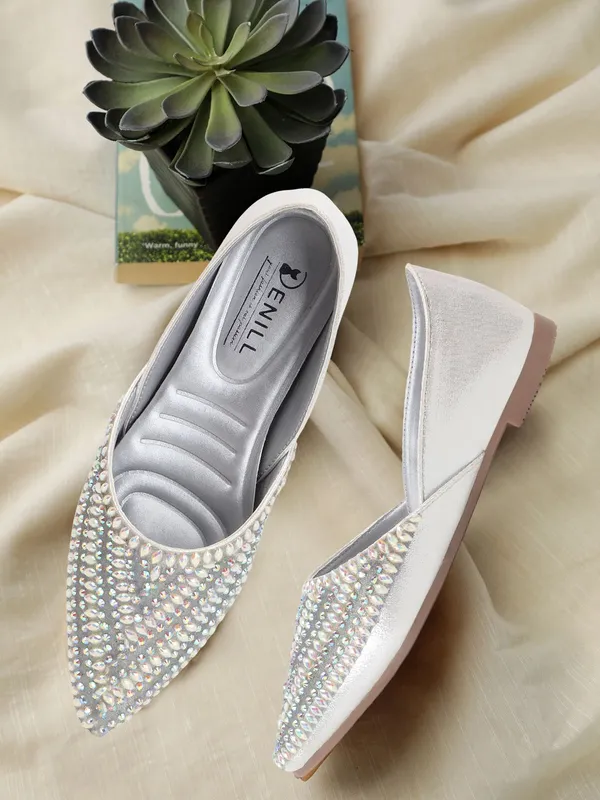 Silver_Synthetic_Leather_Bellies_For_Women