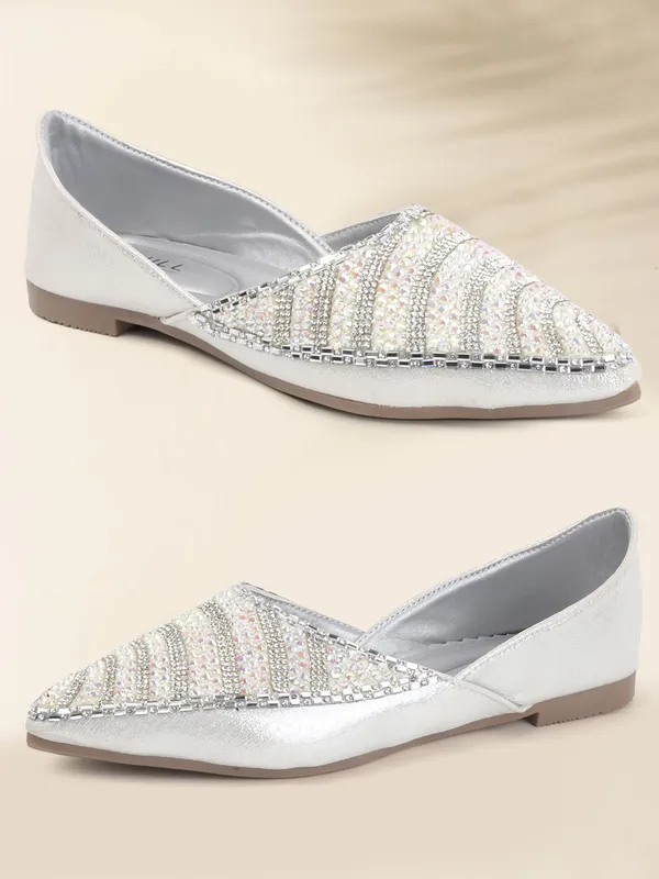 Silver_Synthetic_Leather_Bellies_For_Women