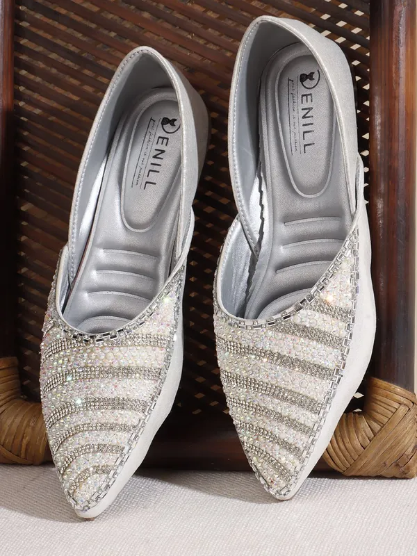 Silver_Synthetic_Leather_Party_Slip_On_Bellies_For_Women