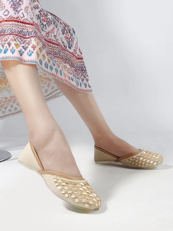 Beige_Synthetic_Leather_Bellies_For_Women