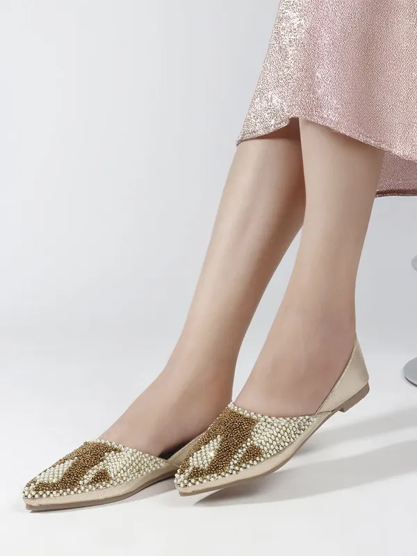 Gold_Synthetic_Leather_Wedding_Slip_On_Bellies_For_Women