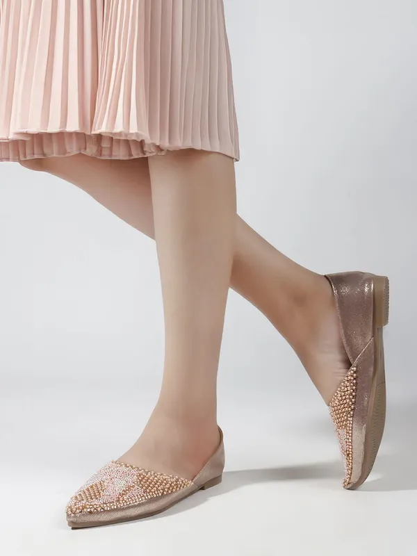 Pink_Synthetic_Leather_Bellies_For_Women