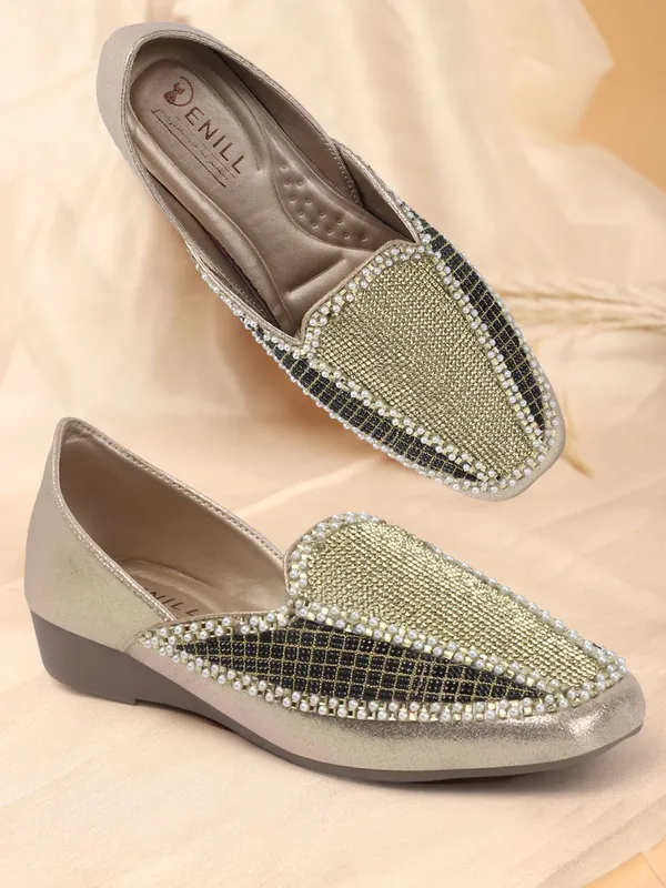 Gold_Synthetic_Leather_Bellies_For_Women