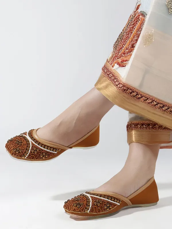 Brown_Lycra_Wedding_Slip_On_Bellies_For_Women