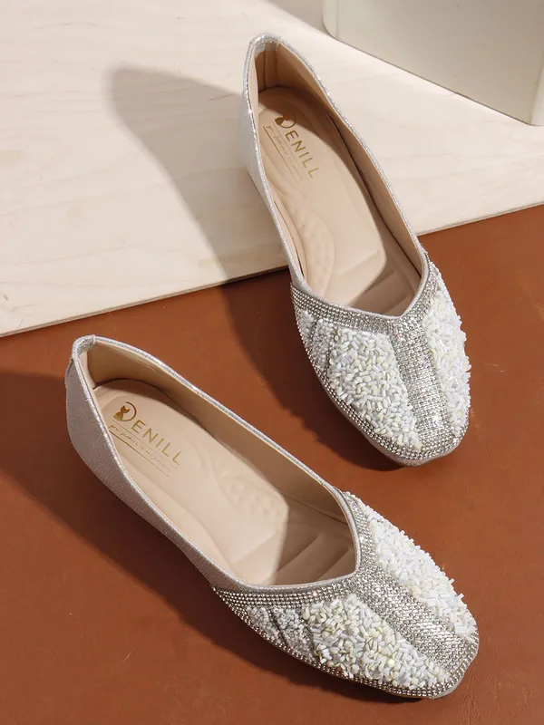 Silver_Synthetic_Leather_Bellies_For_Women