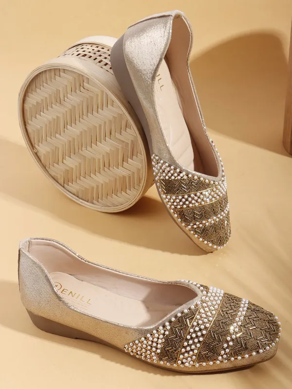 Gold_Synthetic_Leather_Bellies_For_Women