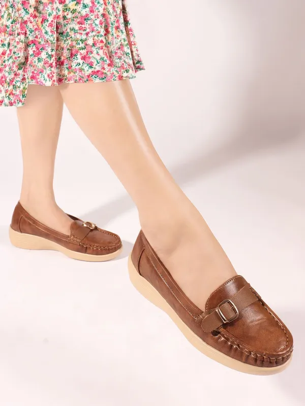 Brown_Synthetic_Leather_Casual_Slip_On_Loafers_For_Women