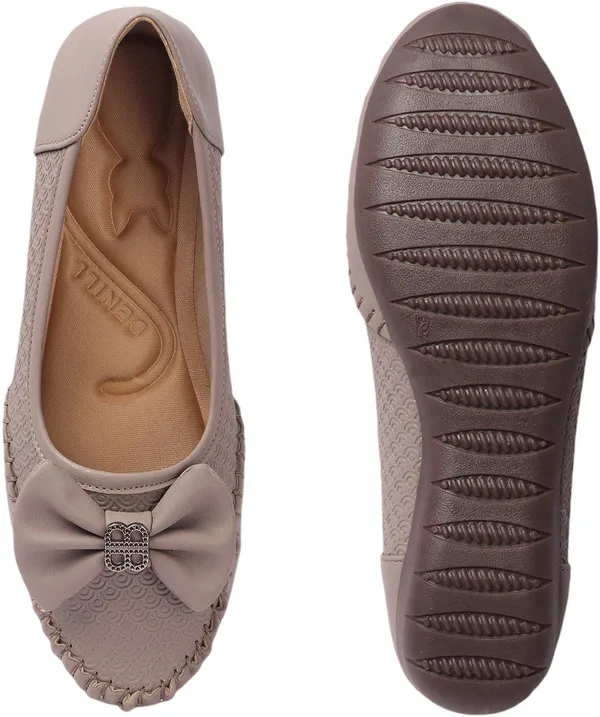 Grey_Synthetic_Leather_Flats_For_Women