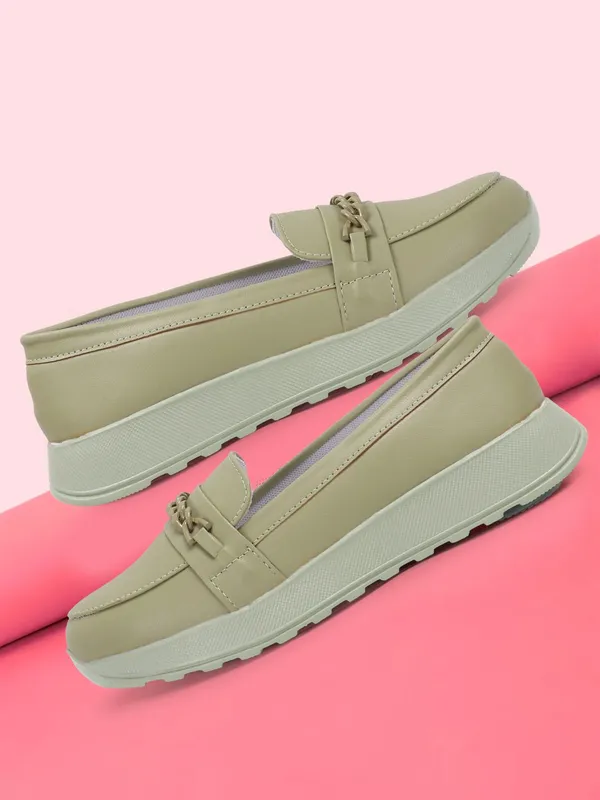 Green_Synthetic_Leather_Casual_Slip_On_Bellies_For_Women