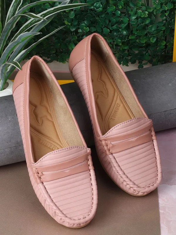 Pink_Synthetic_Leather_Loafers_For_Women