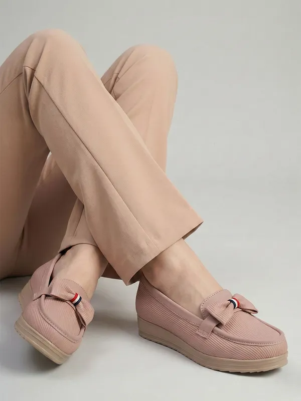Pink_Synthetic_Leather_Flats_For_Women