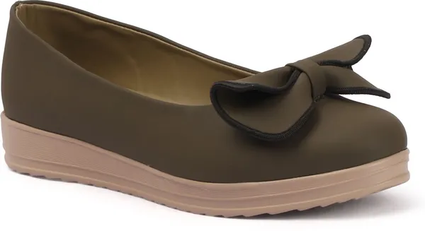 Green_Synthetic_Leather_Flats_For_Women