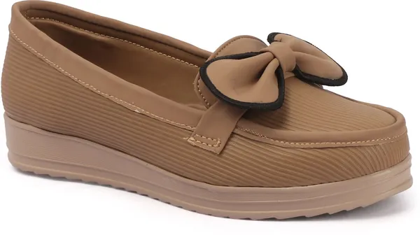 Beige_Synthetic_Leather_Flats_For_Women