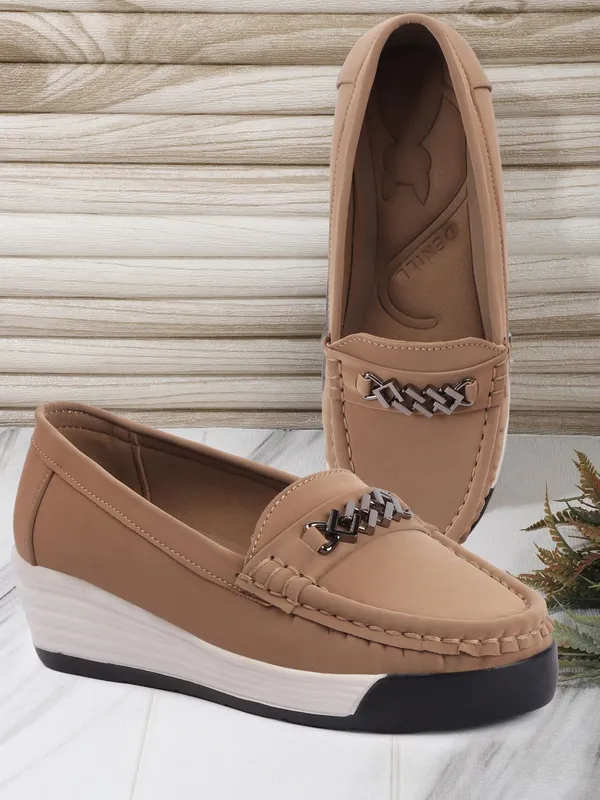 Beige_Synthetic_Leather_Casual_For_Women