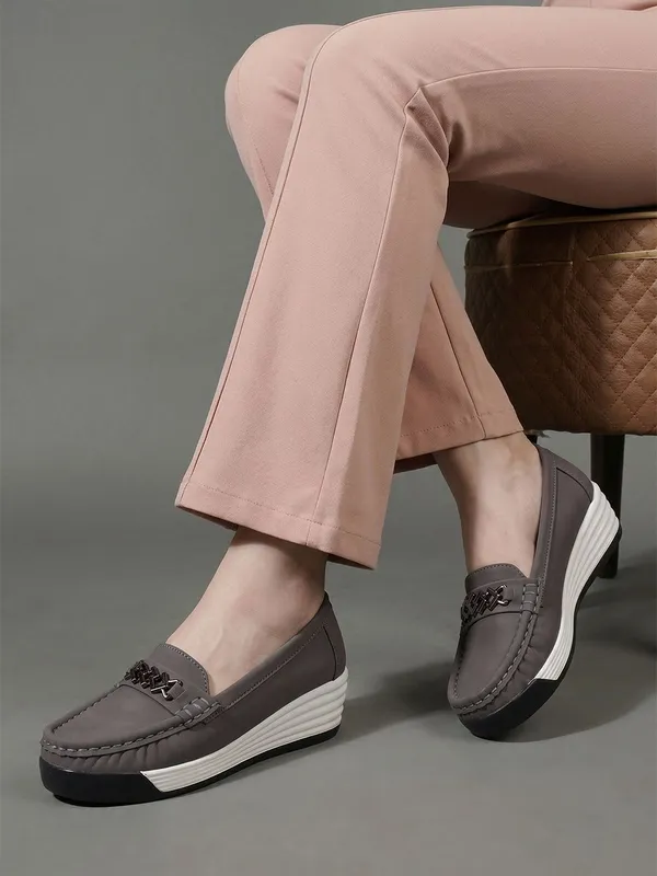 Grey_Synthetic_Leather_Casual_For_Women