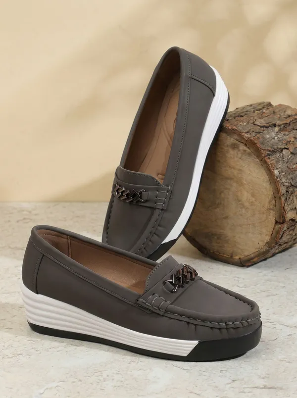 Grey_Synthetic_Leather_Casual_For_Women