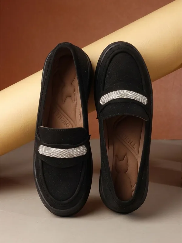 Black_Synthetic_Leather_Bellies_For_Women
