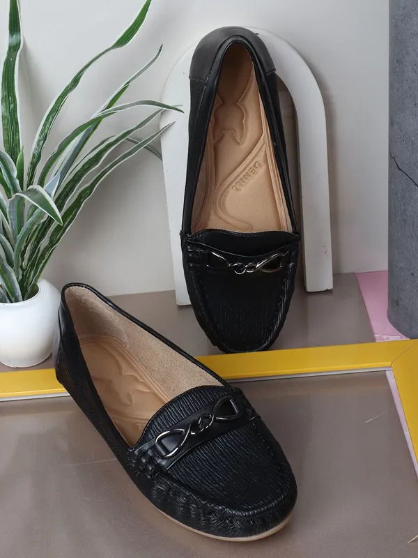 Black_Synthetic_Leather_Casual_Slip_On_Loafers_For_Women