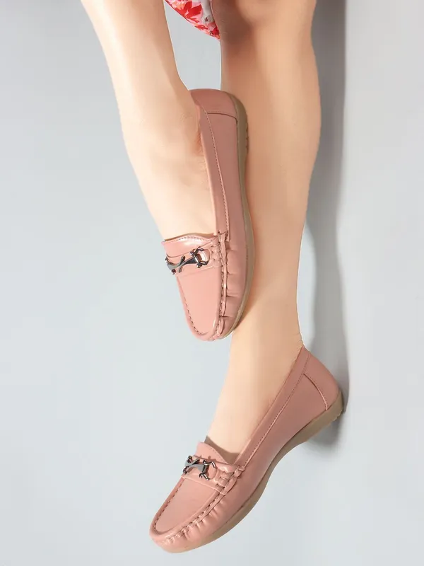 Pink_Synthetic_Leather_Loafers_For_Women