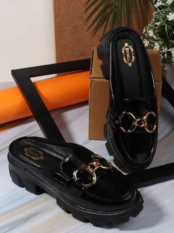 Black_Synthetic_Leather_Heels_For_Women