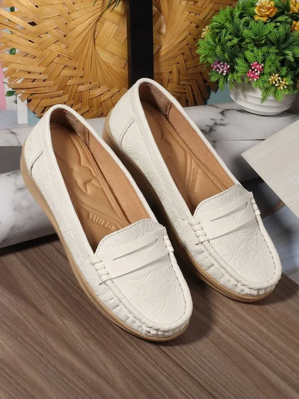 Beige_Synthetic_Leather_Sandal_For_Women