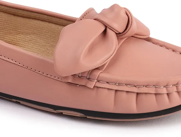 Pink_Synthetic_Leather_Flats_For_Women