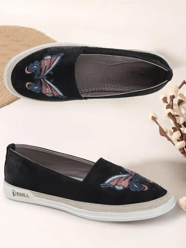 Black_Synthetic_Leather_Bellies_For_Women