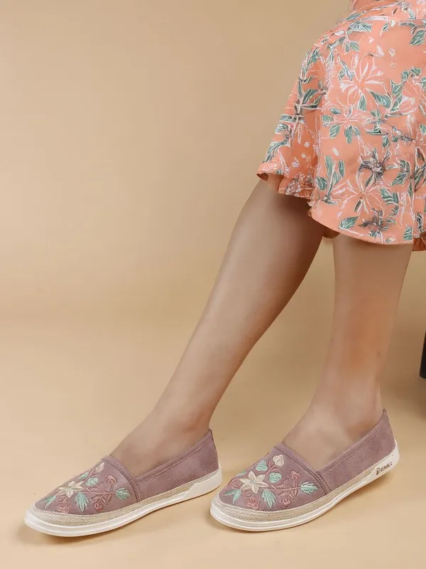 Peach_Synthetic_Leather_Casual_Slip_On_Bellies_For_Women