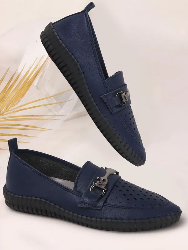 Blue_Synthetic_Leather_Casual_Slip_On_Bellies_For_Women