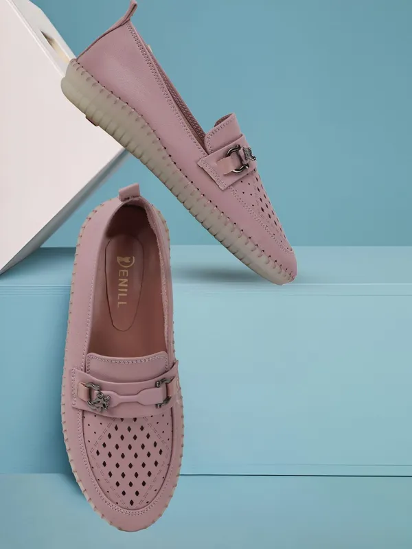 Pink_Synthetic_Leather_Bellies_For_Women