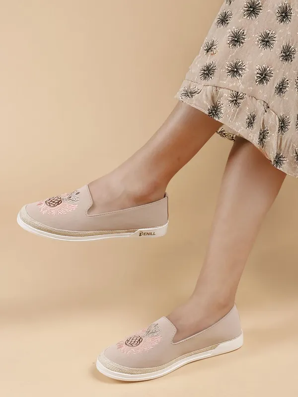 Pink_Synthetic_Leather_Bellies_For_Women