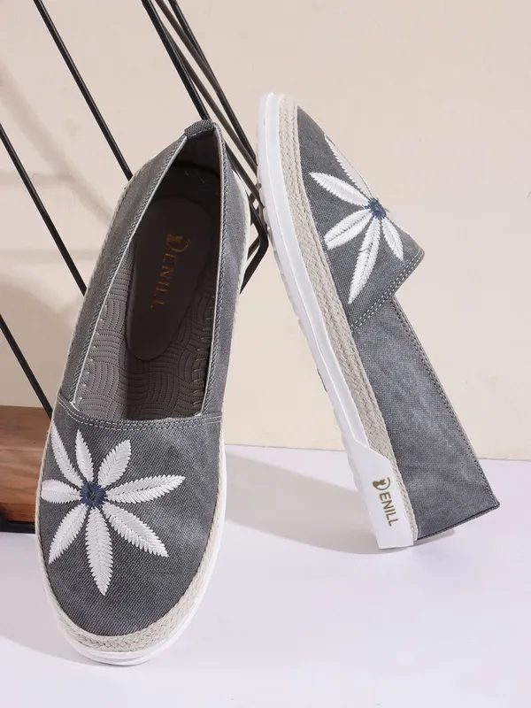 Grey_Denim_Bellies_For_Women